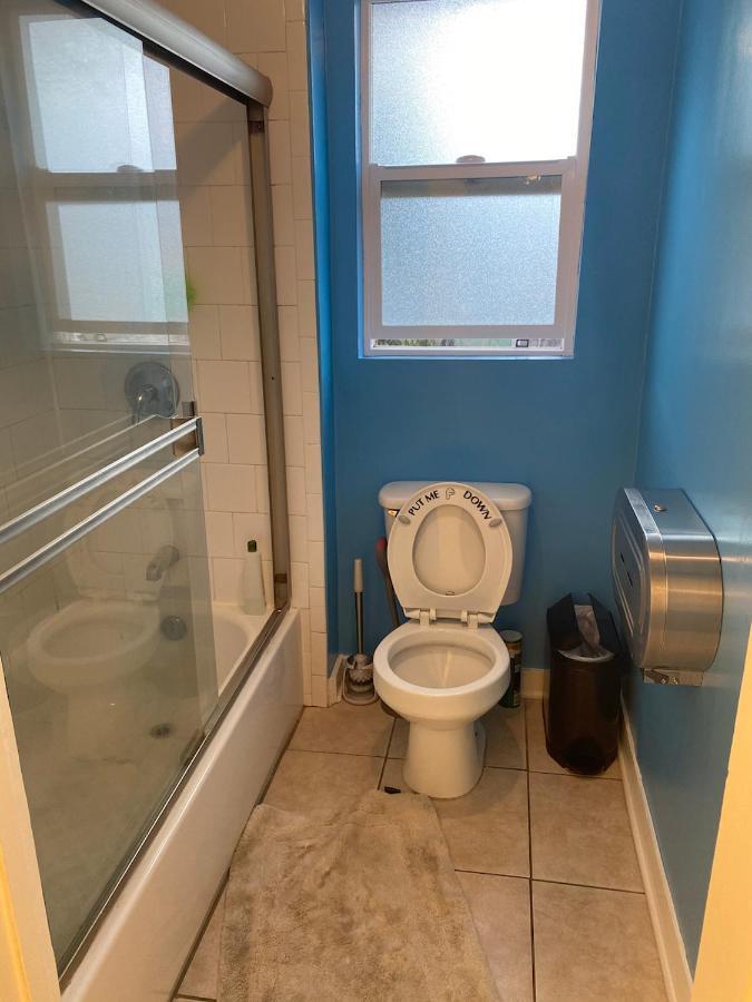Private Large La Bedroom W Private Half-Bathroom - Ac - Wifi - Private Fridge Near Usc - Exposition Park - Usc Memorial Coliseum - Banc Of California Stadium - Downtown Los Angeles Dtla - University Of Southern California Usc! المظهر الخارجي الصورة